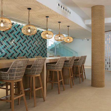 Cala San Miguel Ibiza Resort, Adults Only, Curio Collection By Hilton Port de Sant Miguel Экстерьер фото The interior of the new terminal