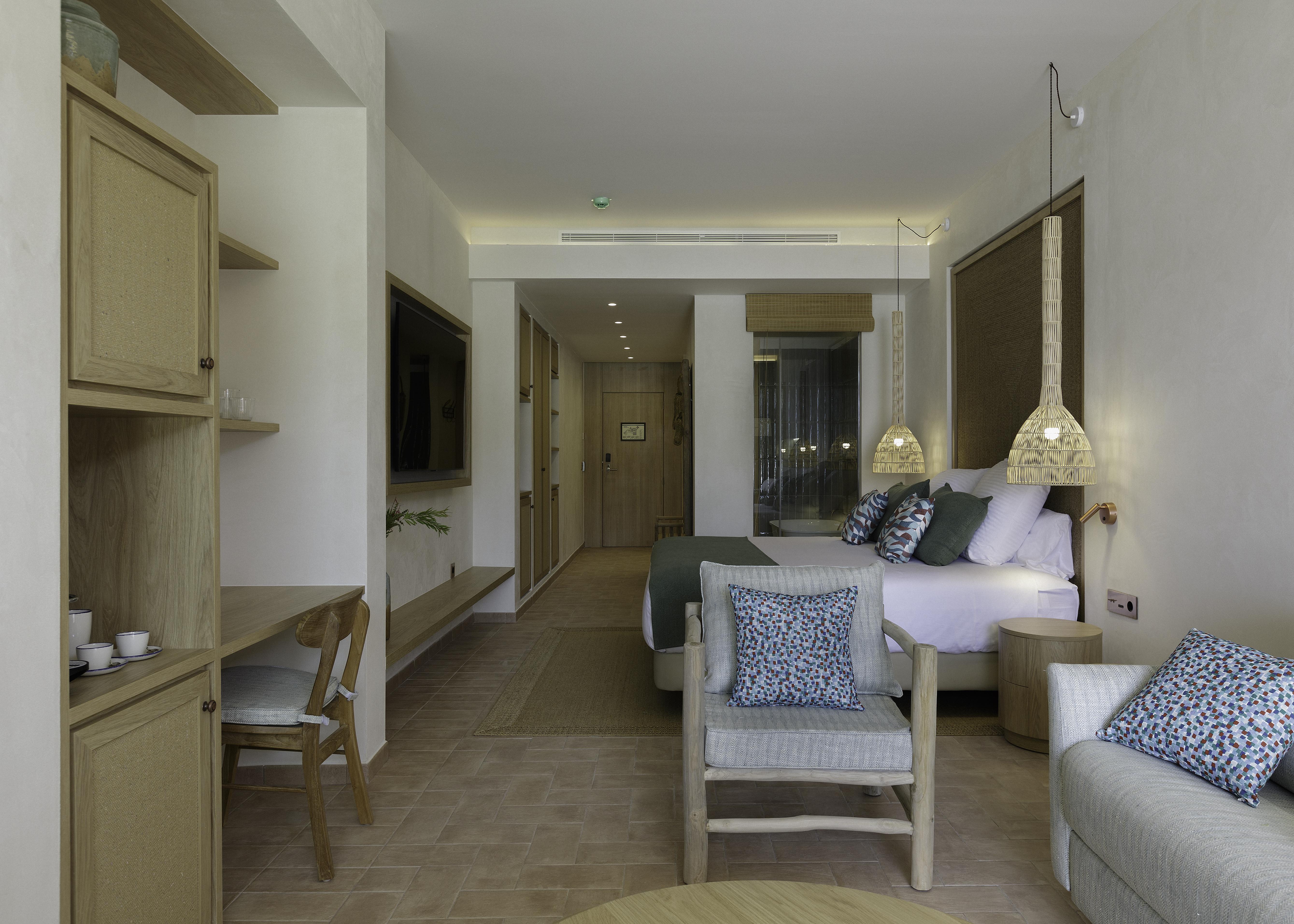 Cala San Miguel Ibiza Resort, Adults Only, Curio Collection By Hilton Port de Sant Miguel Экстерьер фото Deluxe Room