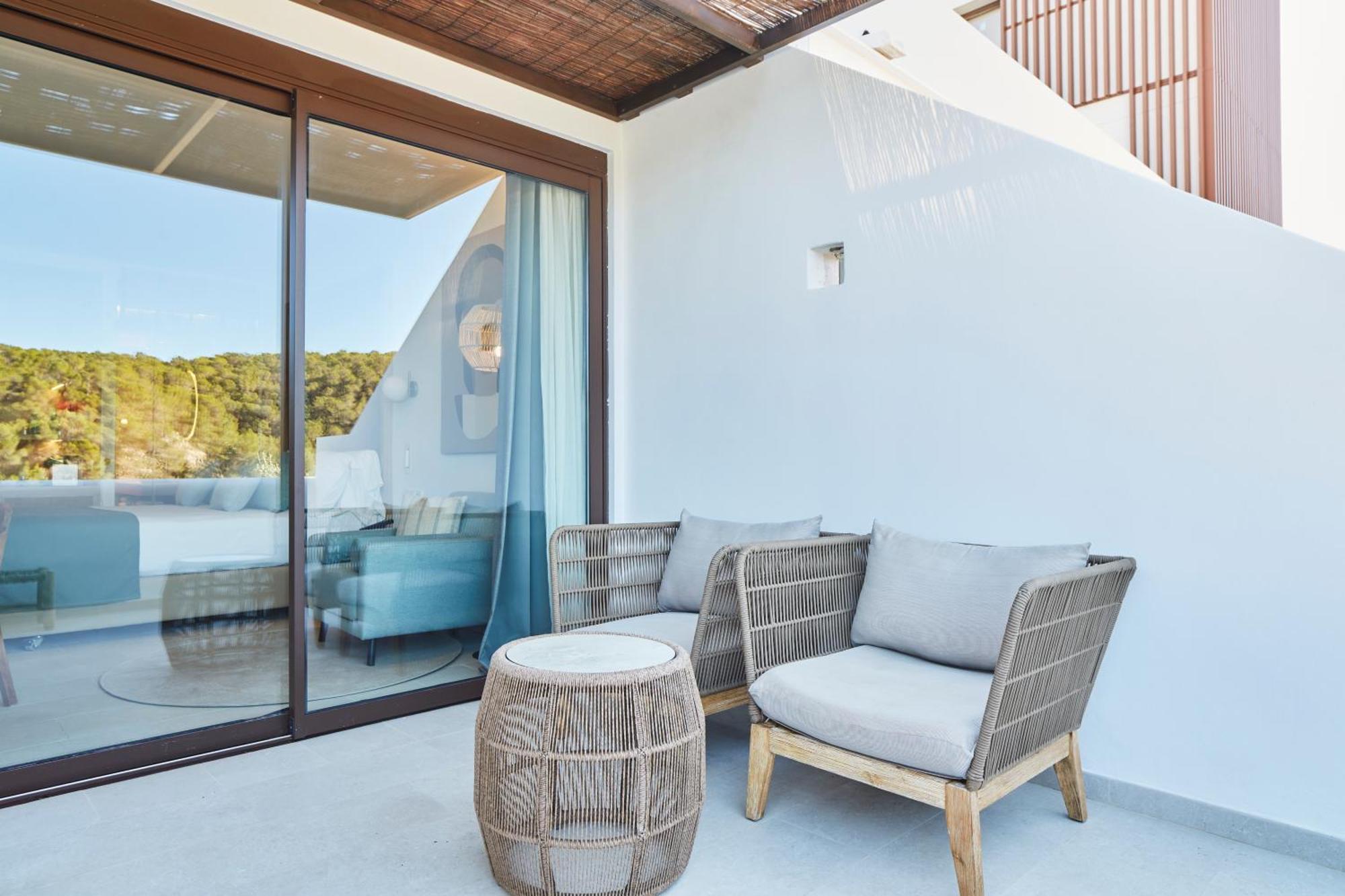 Cala San Miguel Ibiza Resort, Adults Only, Curio Collection By Hilton Port de Sant Miguel Экстерьер фото