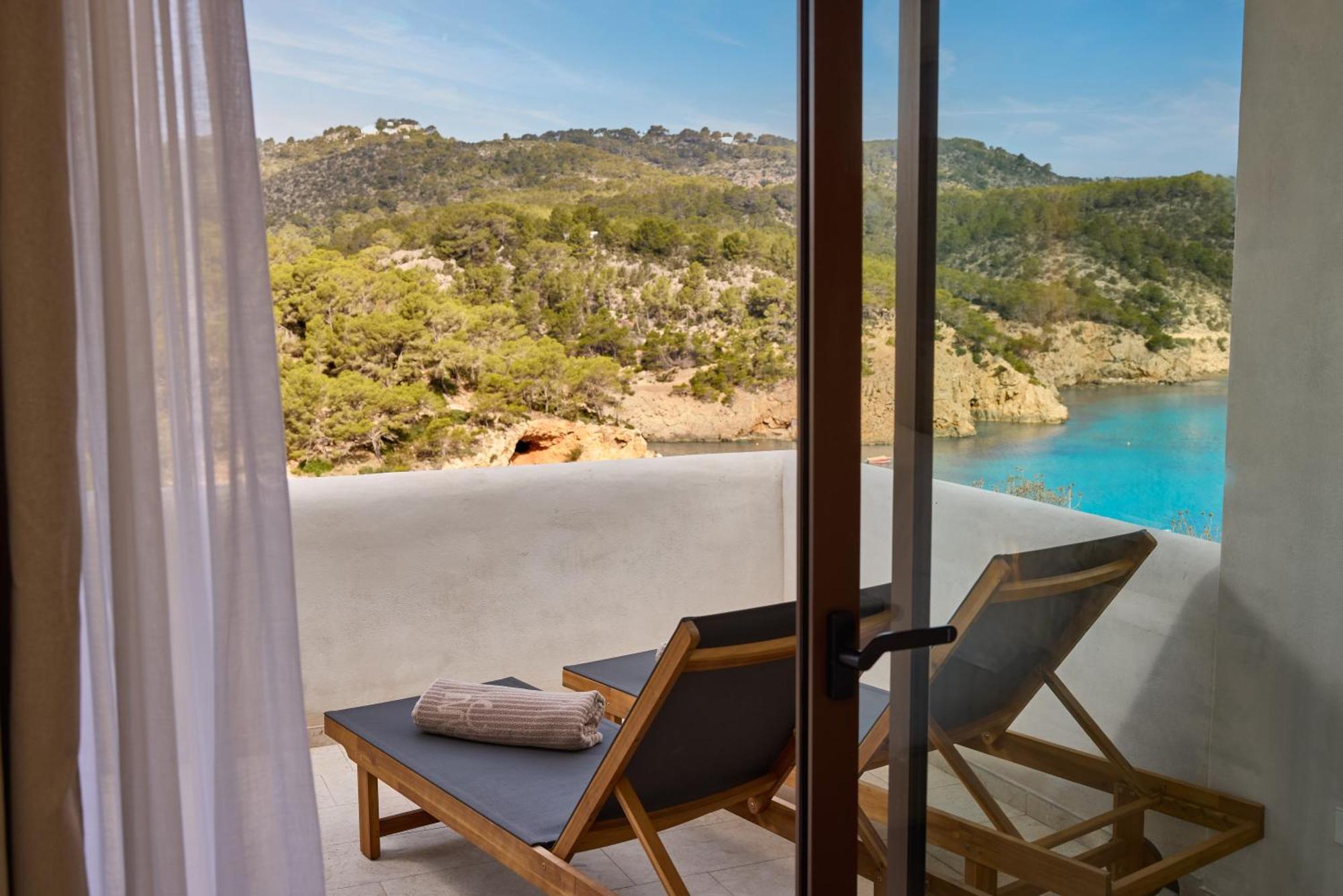 Cala San Miguel Ibiza Resort, Adults Only, Curio Collection By Hilton Port de Sant Miguel Экстерьер фото